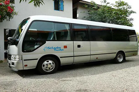 SriLanka Travellers | Coaster Bus (10 - 17 Pax with Baggages)