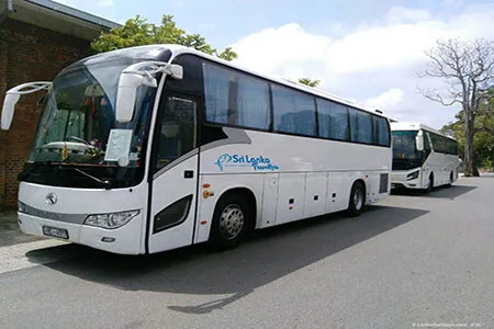 SriLanka Travellers | Bus (15 - 40 Pax with Baggages)